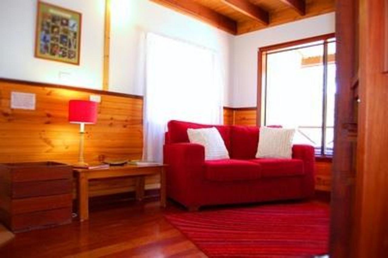 Beyonderup Falls Adult Retreat Nannup Ruang foto