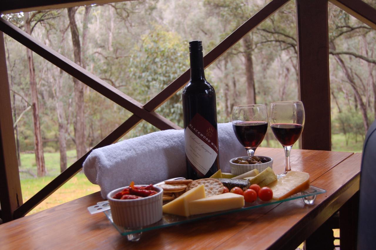 Beyonderup Falls Adult Retreat Nannup Ruang foto